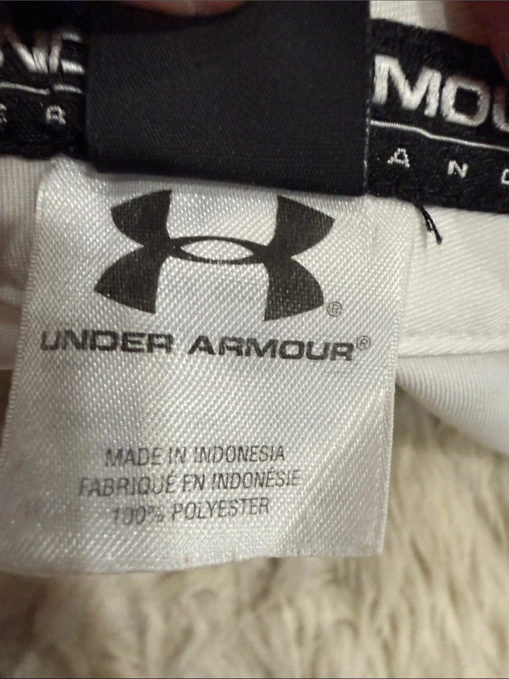 Under Armour Performance Women’s White Golf Shorts Size 14